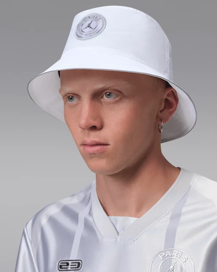 Унисекс панама Jordan Paris Saint-Germain Apex, белая с хромированными деталями