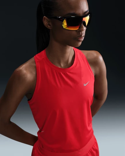 Женская майка Nike Swift Dri-FIT для бега, светло-алая
