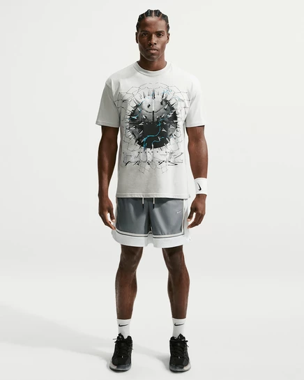 Шорты Nike Standard Issue, серо-бело-кремовые
