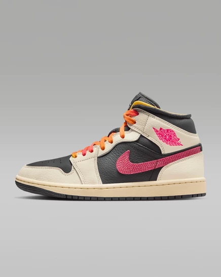 Женские кроссовки Air Jordan 1 Mid SE, слоновая кость/черный/розовый