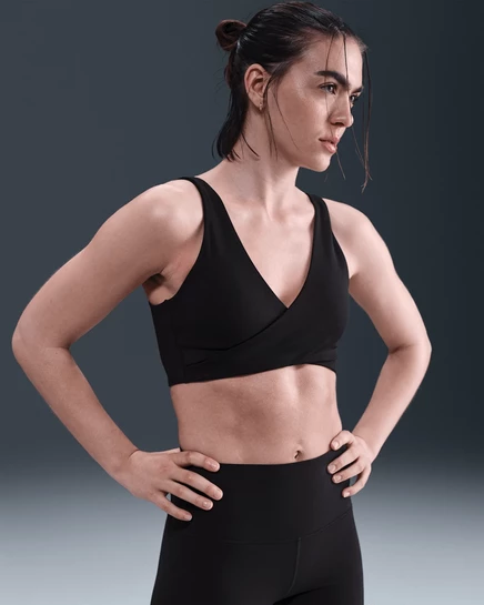 Женский спортивный топ Nike One легкой поддержки, черный