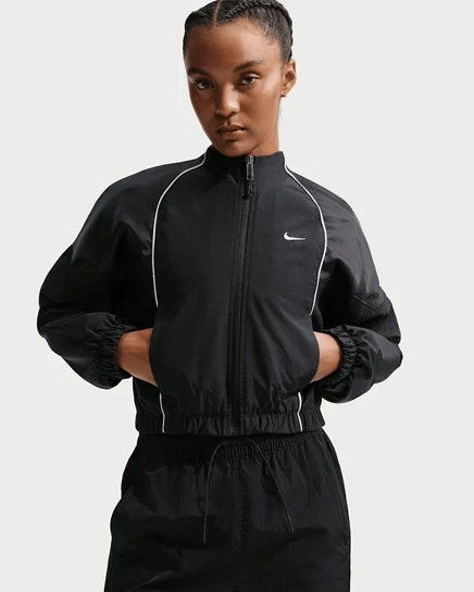 Женская укороченная куртка Nike Sportswear, черная