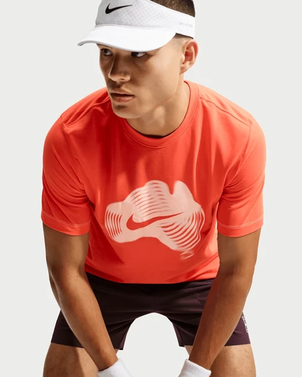 Мужская теннисная футболка NikeCourt, оранжевая/кремовая