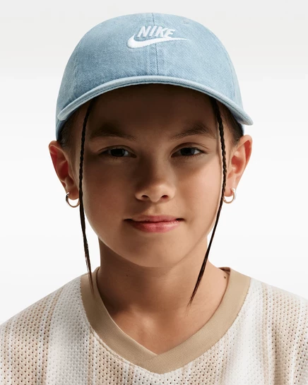 Детская джинсовая кепка Nike Club, морская/белая