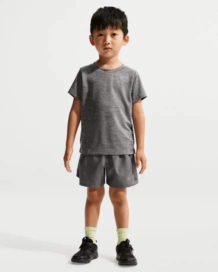 Детский комплект Nike Dri-FIT Miler топ и шорты, серый