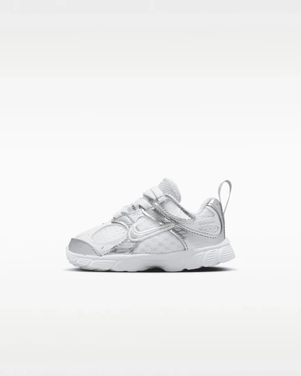 Детские кроссовки Nike V5 RNR, белые/платиновые/серебристые