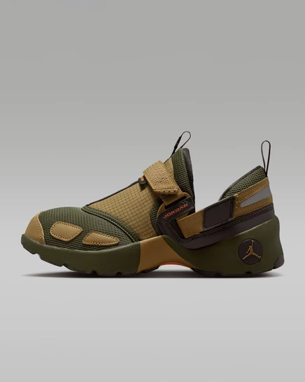 Женские кроссовки Jordan Trunner LX, коричневые/хаки/манго