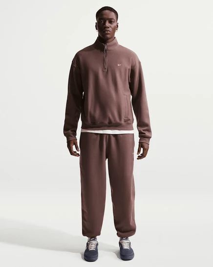 Мужские флисовые брюки Nike Solo Swoosh с манжетами, тёмно-серые/белые