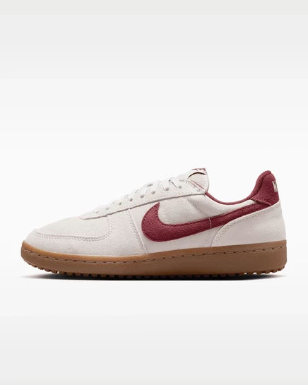Женские кроссовки Nike Field General светло-бежевые с коричневой резиновой подошвой и темно-красными вставками