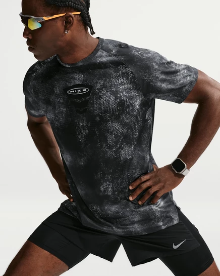 Мужская беговая футболка Nike Stride, черная