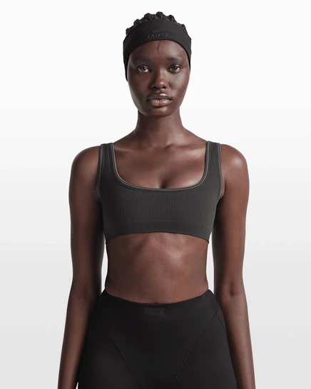 Женский бюстгальтер NikeSKIMS Ribbed, черный