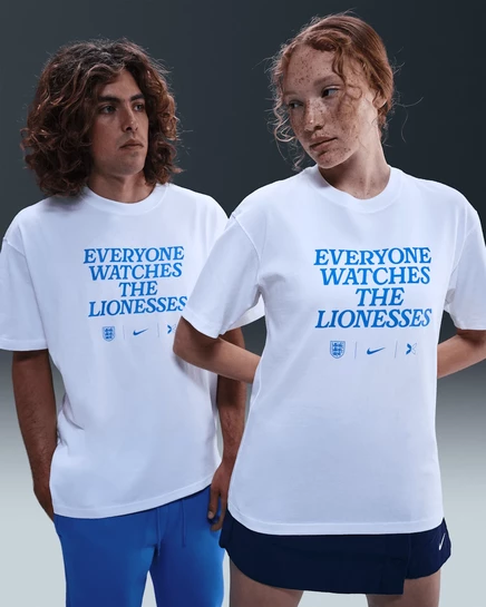 Женская футболка Nike Everyone Watches «England» by TOGETHXR, белая