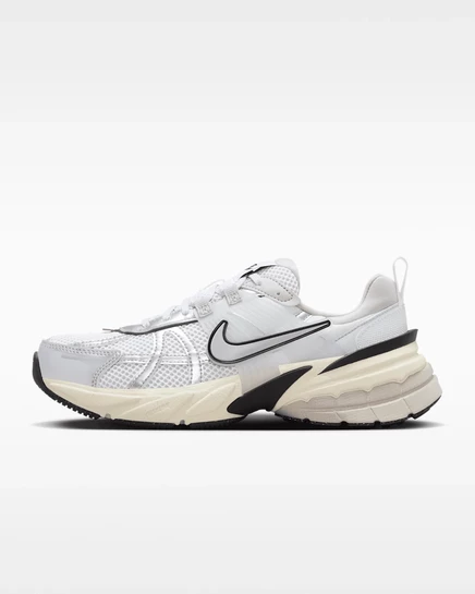 Женские кроссовки Nike V2K Run, белые/серебристые