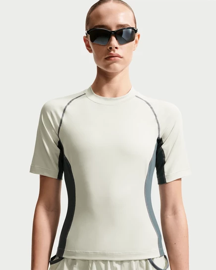 Женская базовая футболка ACG Wildsee Dri-FIT, бирюзовая/серая