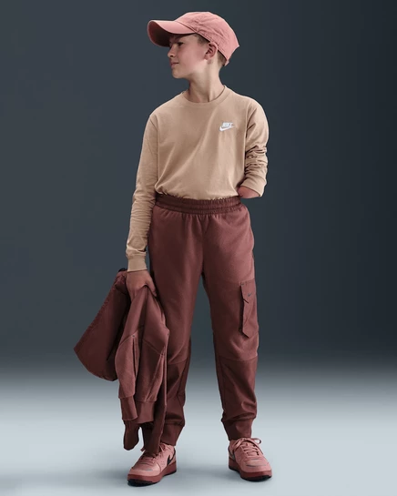 Детские штаны Nike Sportswear City Utility Therma-FIT, красно-сепия/черные