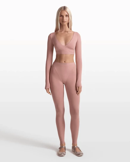 Женские леггинсы NikeSKIMS Weightless Layers с V-панелью, светло-розовые