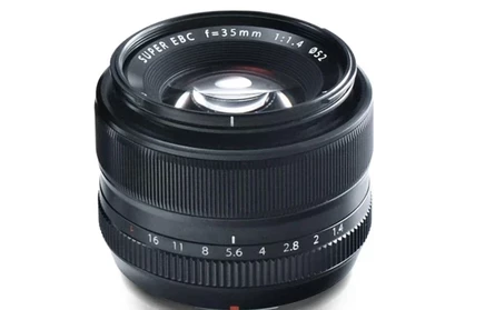Объектив Fujifilm XF35mm F1.4 R, черный
