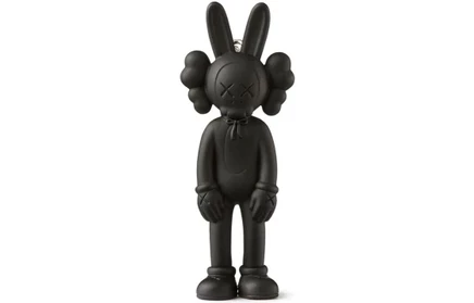 Брелок KAWS Tokyo First Accomplice, черно-розовый