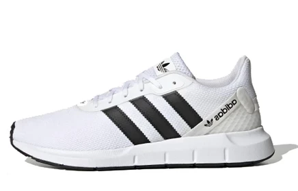Мужские кроссовки adidas Swift Run RF, белые
