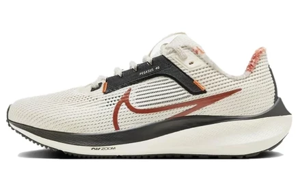 Женские кроссовки Nike Pegasus 40, черно-белые