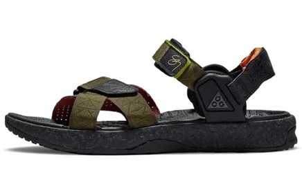 Женские сандалии Nike ACG Air Deschutz Sig Zane