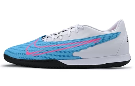 Футбольные кроссовки Nike Phantom GX Academy IC