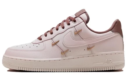 Женские кеды Nike Air Force 1, бело-красные
