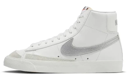 Женские кроссовки Nike Blazer Mid 77, бело-серебристые