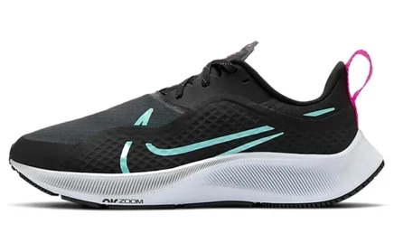 Женские кроссовки Nike Pegasus 37 Shield, черно-зеленые
