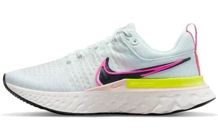Женские кроссовки Nike React Infinity Run Flyknit 2