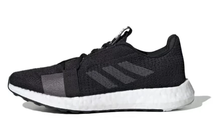 Женские кроссовки Adidas SenseBoost Go, черные