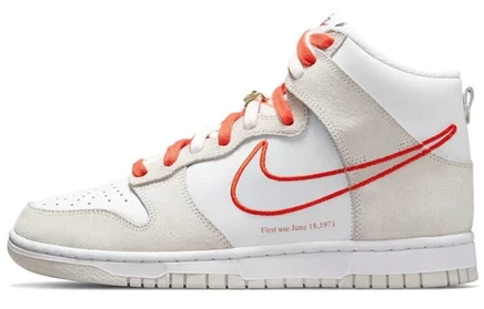 Женские кроссовки Nike Dunk High SE, бело-оранжевые