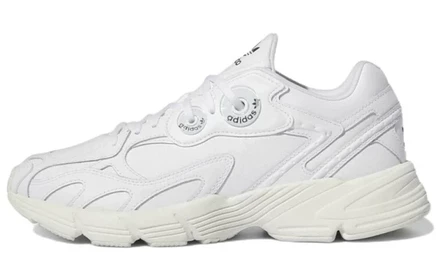 Женские кроссовки adidas Astir, Triple White