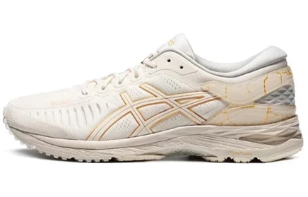 Мужские беговые кроссовки ASICS Metarun, бело-золотые