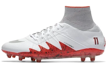 Футбольные бутсы Nike Hypervenom II NJR, белые