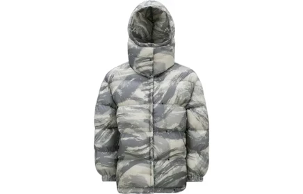 Женский пуховик Moncler, серый