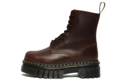 Женские кожаные ботинки Dr Martens