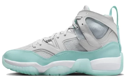 Женские кроссовки Jordan Jumpman Two Trey