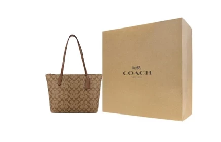 Женская сумка Coach Zip Top Tote, PVC, коричневая
