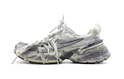 Мужские кроссовки Nike V2K Run, серо-белые