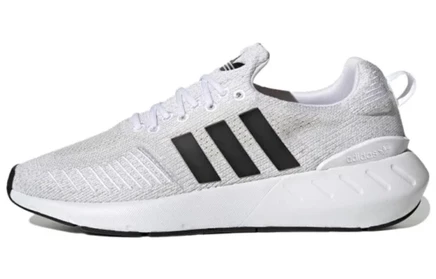 Мужские кроссовки adidas Originals Swift Run 22