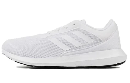 Женские кроссовки Adidas Coreracer, белые