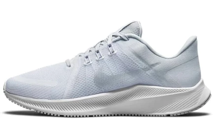 Женские кроссовки Nike Quest 4, бело-серые
