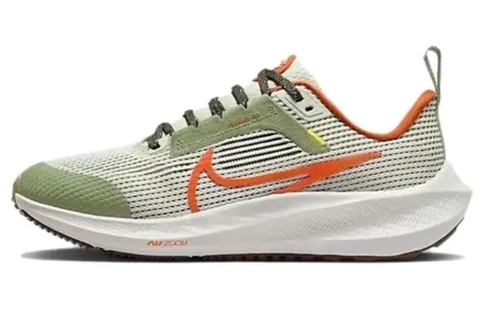Кроссовки беговые женские Nike Air Zoom Pegasus 40 white green