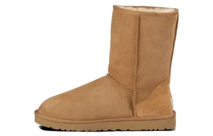 Женские ботинки UGG Classic Short, каштановые