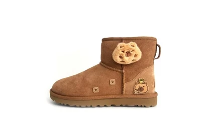 Женские зимние сапоги UGG 1016222-CHE, коричневые