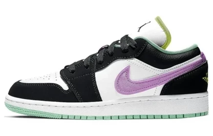 Детские кроссовки Jordan Air Jordan 1 Low, бело-фиолетовые