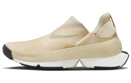 Женские кроссовки Nike Go FlyEase