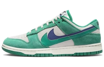 Женские кроссовки Nike Dunk Low SE