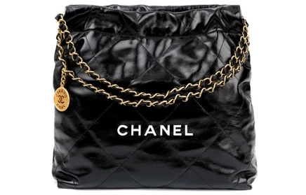 Женская сумка Chanel 22 из кожи, черная